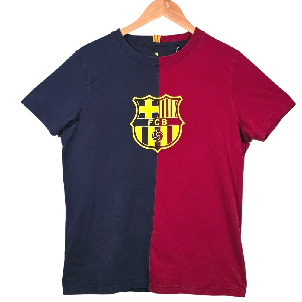 FC Barcelona Split Colorblock Graphic T-Shirt Mens Size M Navy Maroon Crest